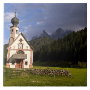 Mooie afgelegen eenzame kerk genaamd Rainui Tegeltje