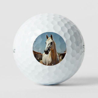 Mooie Amerikaanse witte merrie Golfballen