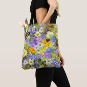 Mooie array van kleurrijke bloemen, tote bag (Dichtbij)