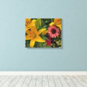 Mooie aszige galgen op een tuincanvas canvas afdruk (Insitu (Houten vloer))