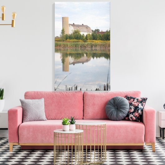 Mooie Barn, weerspiegeld in de Pond Canvas Afdruk (Insitu (Woonkamer))