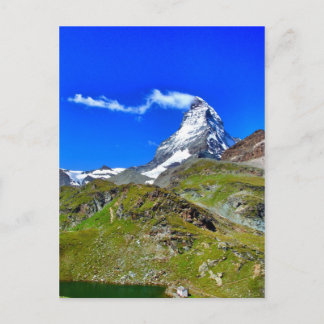 Mooie beroemde Zwitserse Matterhorn met wolken Briefkaart