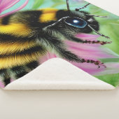Mooie Bijen op een roze bloem Close-up Sherpa Deken (3/4)
