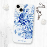 Mooie blauw/wit gepersonaliseerde Rozen Case-Mate iPhone 14 Plus Hoesje<br><div class="desc">Prachtige strakke en traditionele Chinees blauw/witte waterverf stijl rozen en wilde bloemen met tekstveld voor jouw naam of monogram.</div>