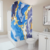 Mooie Blauwe, gouden en witte zwembroeken als wate Douchegordijn (In situ)