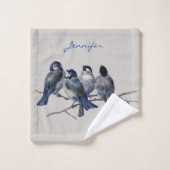 Mooie blauwe grijze vogels op een Aangepaste naam  Bad Handdoek (Wasdoekje)