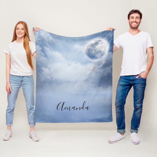 Mooie blauwe hemel met vliegende zwanen fleece deken (In situ)