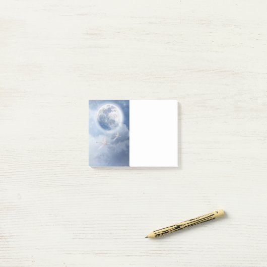 Mooie blauwe hemel met vliegende zwanen post-it® notes (Op bureau)