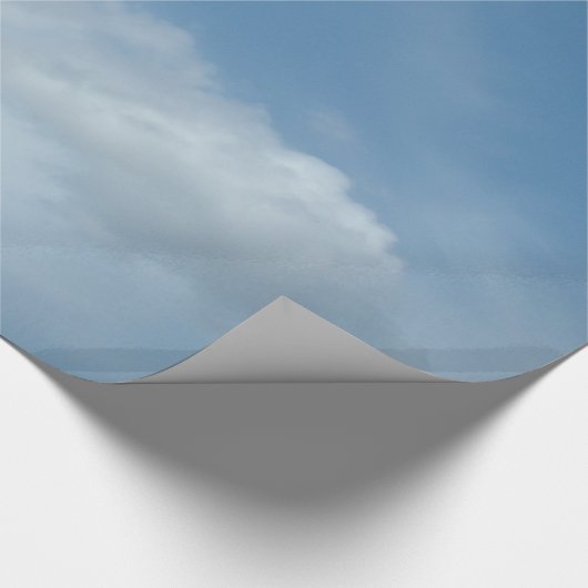 mooie blauwe lucht en witte wolken. cadeaupapier (Hoek)