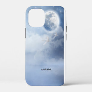 Mooie Blauwe Lucht met Vliegende Zwanen iPhone 12 Mini Hoesje