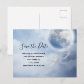 Mooie blauwe lucht met vliegende zwanen Save the D Uitnodiging Briefkaart (Voorkant / Achterkant)