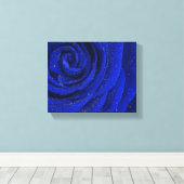 Mooie blauwe roos bloem in de ochtend canvas afdruk (Insitu (Houten vloer))