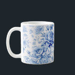 Mooie Blauwe & Witte Rozen & Wildbloemen Koffiemok<br><div class="desc">Prachtige schone en traditionele Chinees blauw/wit waterverf stijl rozen en wilde bloemen.</div>