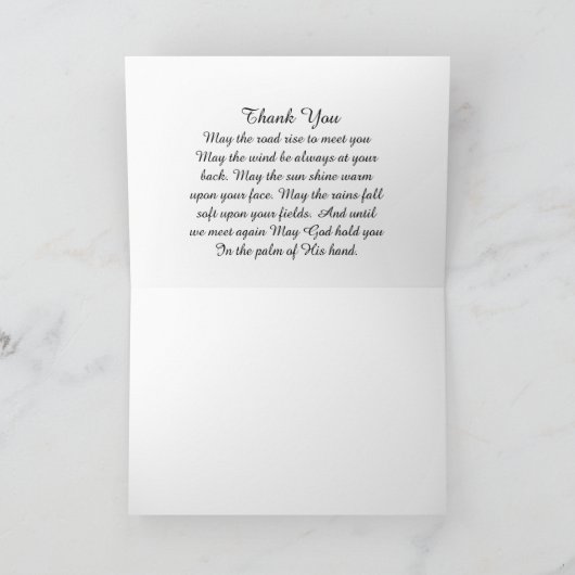 Mooie bloeiende appelbomen in rood en wit bedankkaart (Binnen)