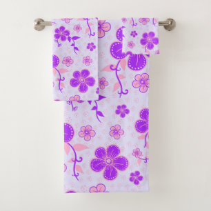 Mooie bloemenprint paars en roze op lavendel bad handdoek