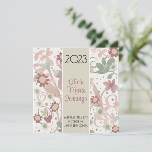 Mooie bloemige pastel eindexamen uitnodiging  (Staand voorkant)