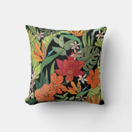 Mooie bloemrijke decoratieve opvallende kussen