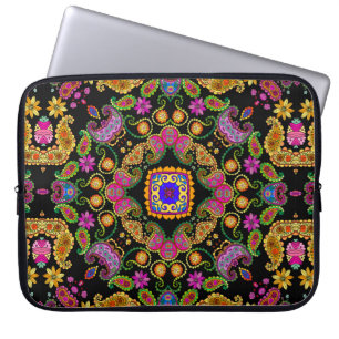 Mooie bloemsierbloem met heldere bloemen en laptop sleeve