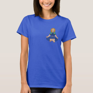 Mooie Blonde Meisje Yoga Houden Lotus Lieve Vrouwe T-shirt