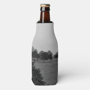 Mooie bomen en natuur in mist flesjeskoeler