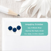 Mooie bosbessen paarse illustratie van de cartoon etiket (Insitu)