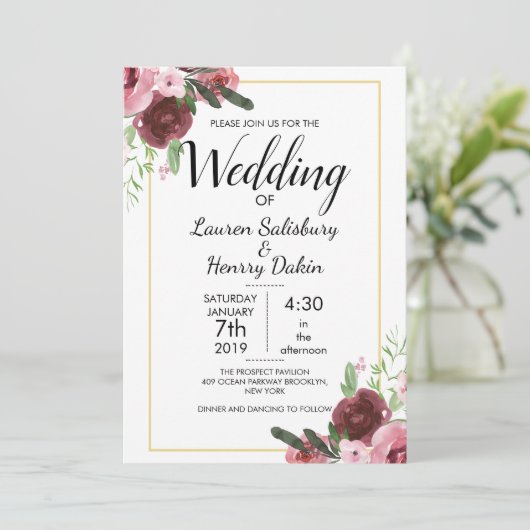 Mooie Bourgondische bloemenbruiloft personaliseren Kaart (Staand voorkant)