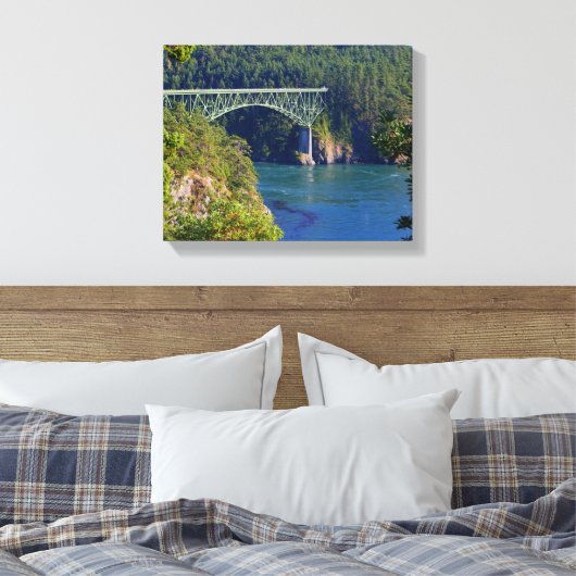 Mooie brug, blauwe oceaan en groene bomen, canvas afdruk (Insitu (Slaapkamer))