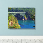 Mooie brug, blauwe oceaan en groene bomen, canvas afdruk (Insitu (Houten vloer))