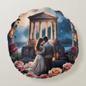 Mooie bruid & bruidegom Staand bij het Zee Rond Kussen (Achterkant)