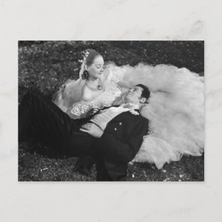 Mooie bruid en bruidegom Briefkaart