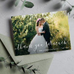 mooie bruiloft bedankt foto<br><div class="desc">Een prachtig script met een prachtig afbeelding van de bruid en bruid. Voeg aan de achterkant een persoonlijke dankbetuiging toe.</div>