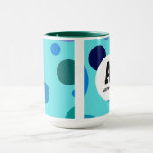 Mooie bubbeldesign met aanpasbare naamletter mok (Midden)