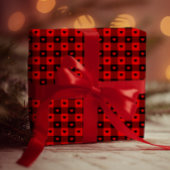 Mooie Buffalo-róoster met hartjes Rode meisjesacht Cadeaupapier