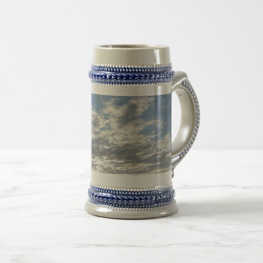 Mooie Clouds Grey/Blue 22 oz Stein Bierpul (Voorkant rechts)