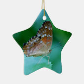 Mooie Danaus Plexippus Butterfly op Leaf. Keramisch Ornament (Rechts)