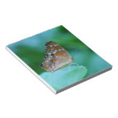 Mooie Danaus Plexippus Butterfly op Leaf. Notitieblok (Schuin)