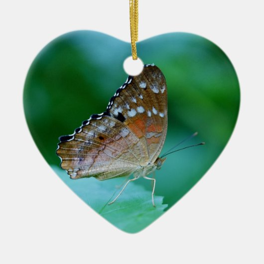 Mooie Danaus Plexippus Vlinder op Blad. Keramisch Ornament (Voorkant)