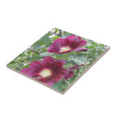 Mooie dieprode bloemen en groene bladeren tegeltje (Zijkant)