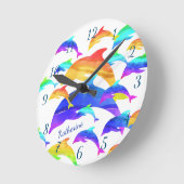 Mooie dolfijnen in regenboog met voornaam ronde klok (Hoek)