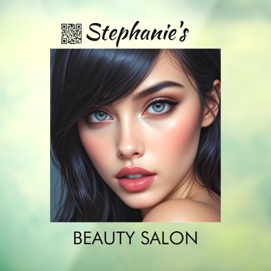 Mooie Donkerharige Meisjesschoonheidssalon Met QR- Raamsticker (Vel 3)