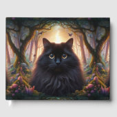 Mooie donzige zwarte kat met gouden ogen Voeg info Gastenboek (Voorkant)