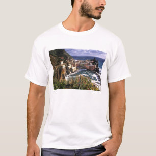 Mooie dorp Vernazza in Cinque T-shirt