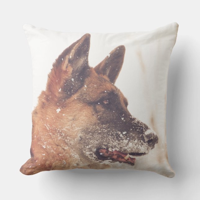 Mooie Duitse herder in het sneeuwSierkussen Kussen (Voorkant)