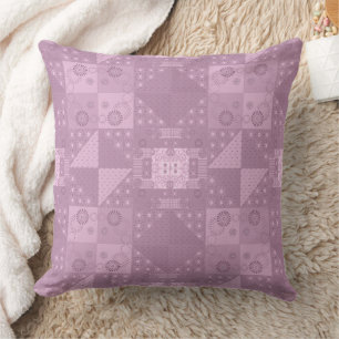 mooie effen traditionele lila patchwork kussen