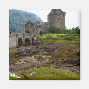 Mooie Eileen Donan Castle in het westen van Dornie Magneet