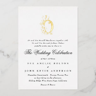 Mooie Elegante Bloemige Gouden Monogram Huwelijk Folie Uitnodiging