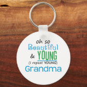 Mooie en jonge oma sleutelhanger (Voorkant)