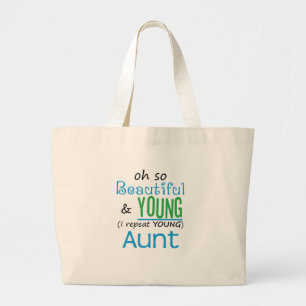 Mooie en jonge tante grote tote bag
