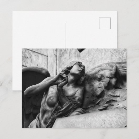 Mooie engel met serene blik naar de hemel briefkaart (Voorkant / Achterkant)