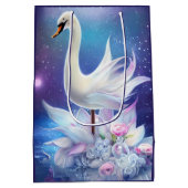 Mooie Fantasy Witte Zwaan met Bloemen Medium Cadeauzakje (Achterkant)